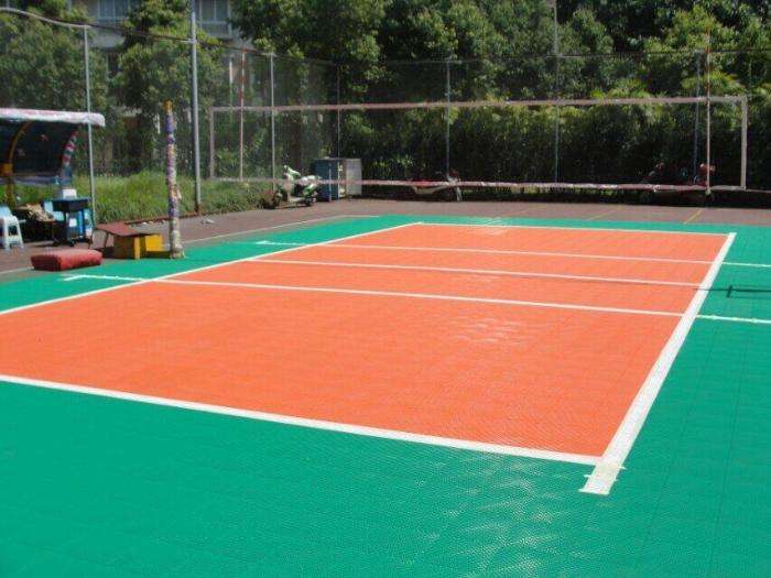 室外排球場都在用懸浮式拼裝運(yùn)動(dòng)地板 室外排球場都在用懸浮式拼裝運(yùn)動(dòng)地板